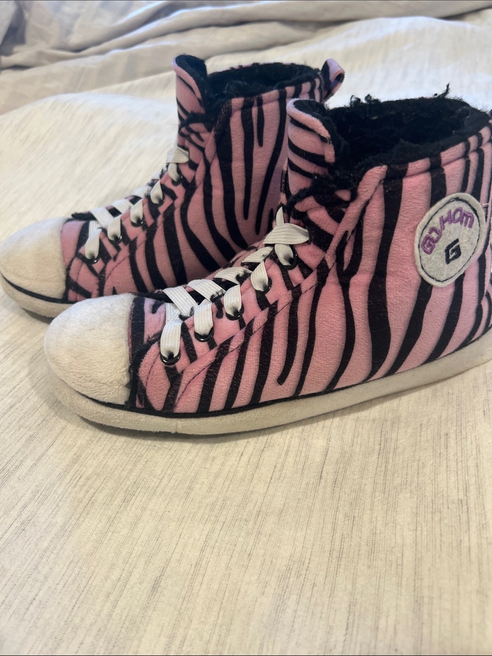 Pink Zebra-Print High-Top slippers
